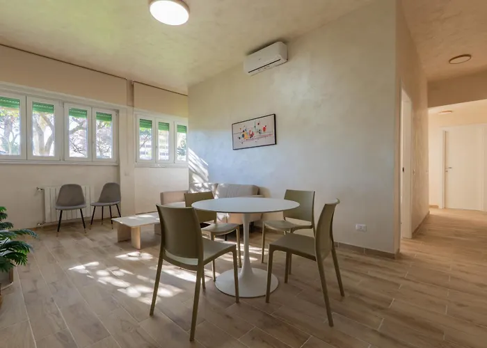 Modern Two Bedroom Design Near Circo Massimo Appartamento
