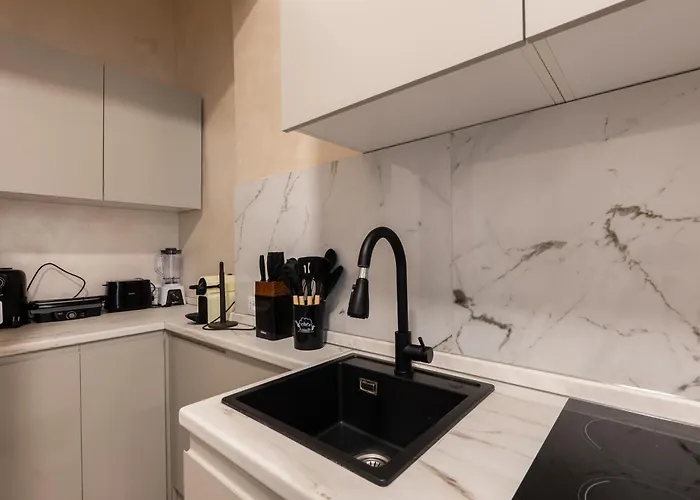 Modern Two Bedroom Design Near Circo Massimo Appartamento Roma